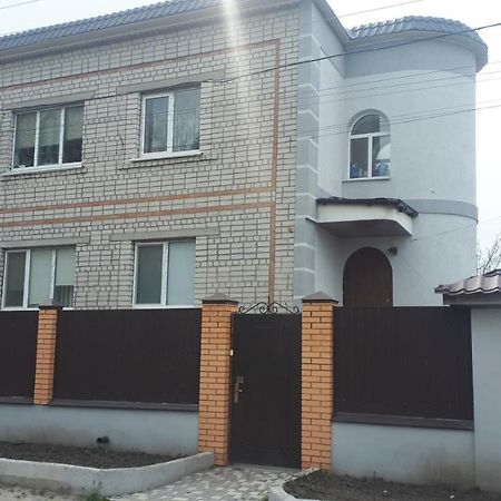 Окремі Номери В Гостьовому Будинку Типу Guest House 克洛佩夫尼茨基 外观 照片