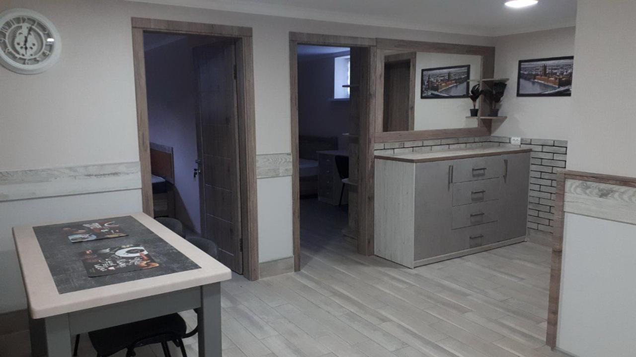 Окремі Номери В Гостьовому Будинку Типу Guest House 克洛佩夫尼茨基 外观 照片
