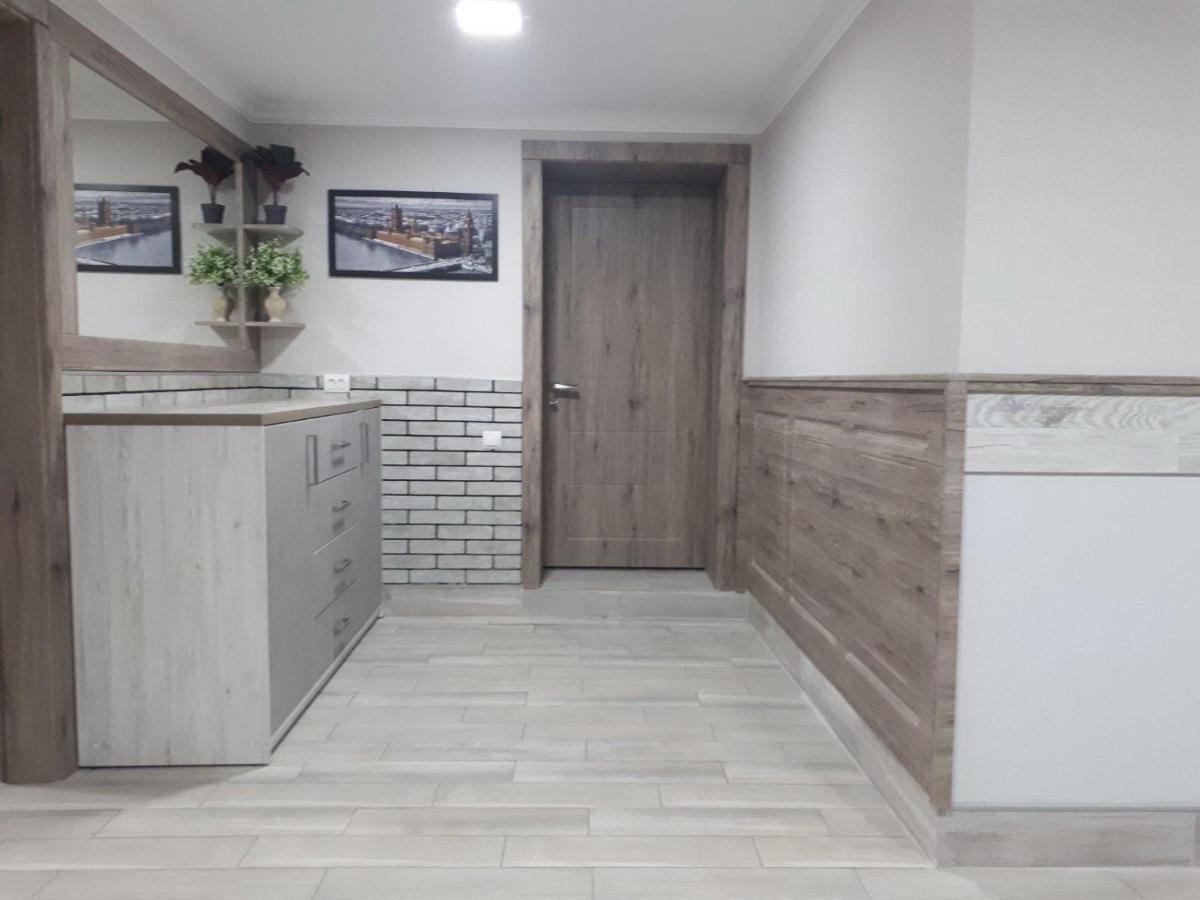 Окремі Номери В Гостьовому Будинку Типу Guest House 克洛佩夫尼茨基 外观 照片