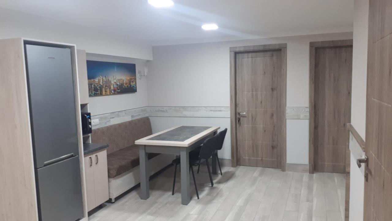 Окремі Номери В Гостьовому Будинку Типу Guest House 克洛佩夫尼茨基 外观 照片