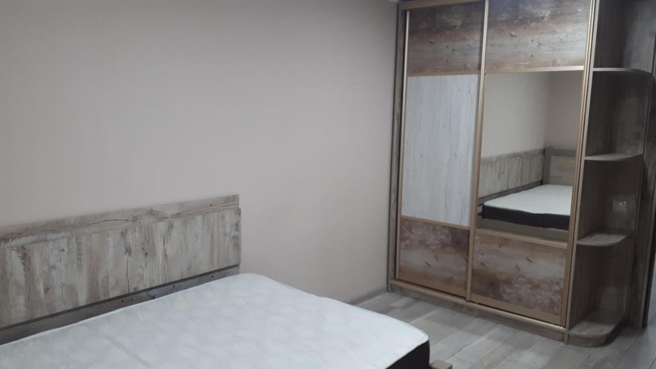 Окремі Номери В Гостьовому Будинку Типу Guest House 克洛佩夫尼茨基 外观 照片