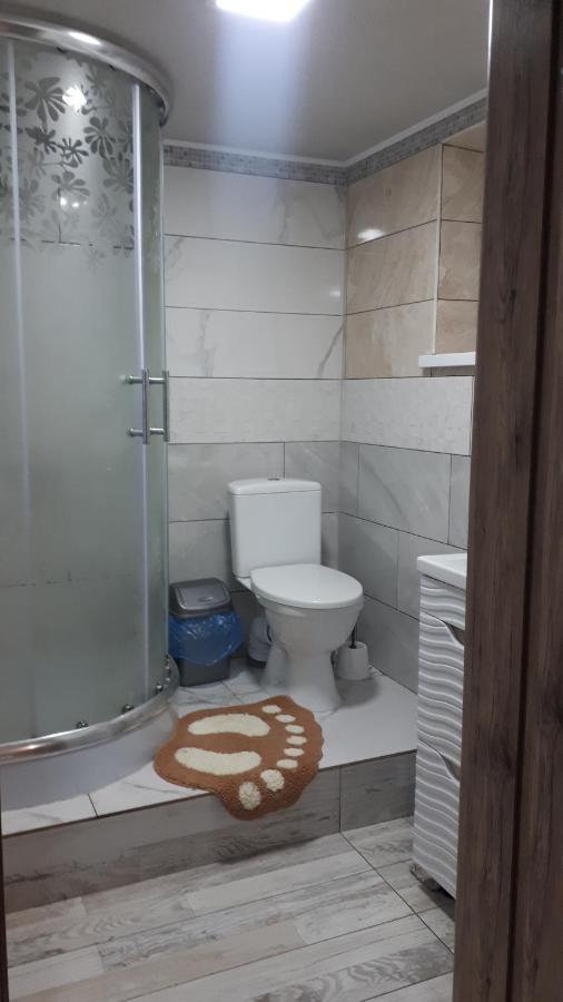 Окремі Номери В Гостьовому Будинку Типу Guest House 克洛佩夫尼茨基 外观 照片
