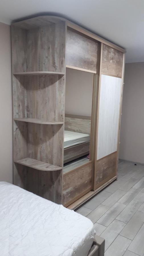 Окремі Номери В Гостьовому Будинку Типу Guest House 克洛佩夫尼茨基 外观 照片