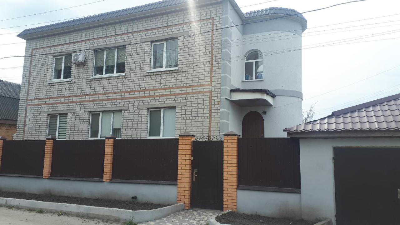 Окремі Номери В Гостьовому Будинку Типу Guest House 克洛佩夫尼茨基 外观 照片
