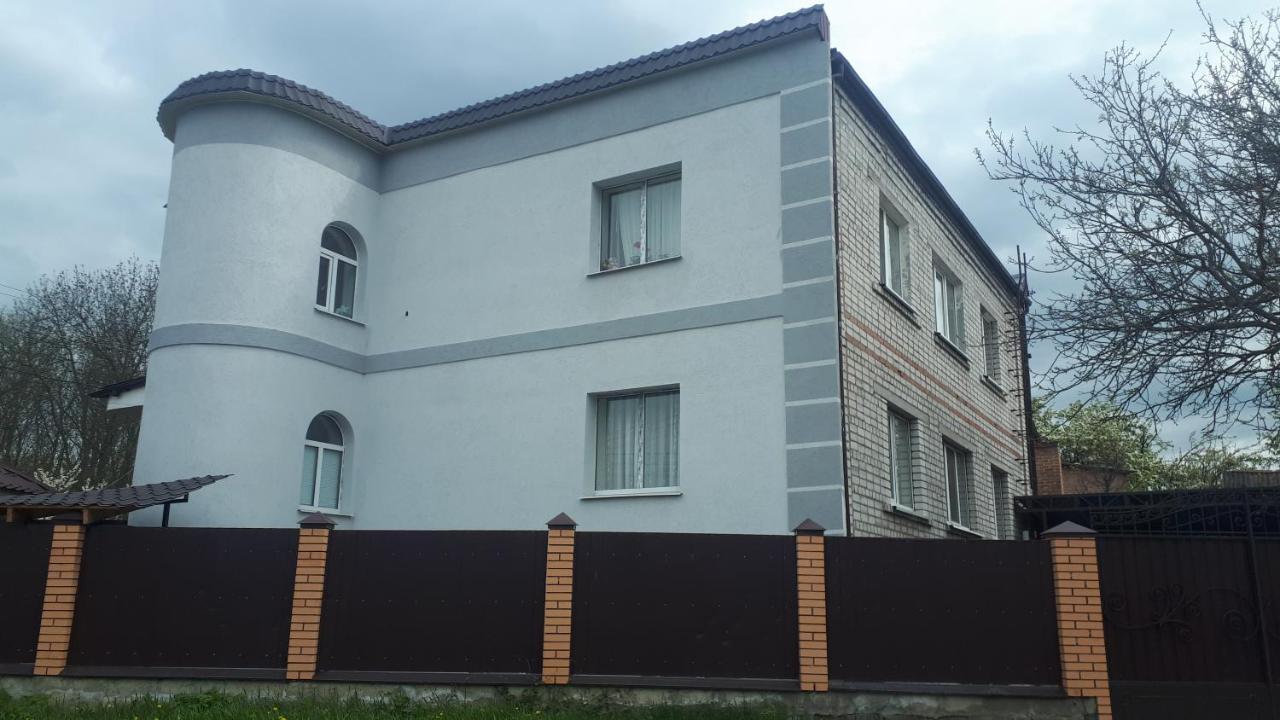Окремі Номери В Гостьовому Будинку Типу Guest House 克洛佩夫尼茨基 外观 照片